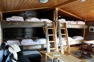 Комплексы для отдыха с коттеджами/бунгало Savotta Camping Кеми Шале с общей ванной комнатой-2